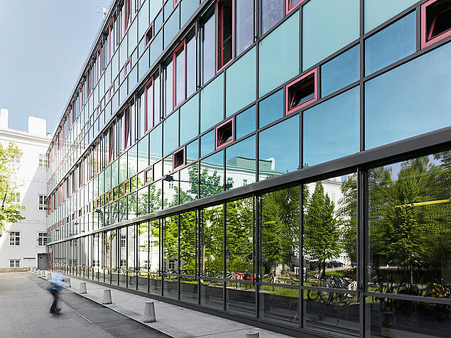 Campus of the University of Vienna - Department of English and American Studies © Universität Wien/ Gebhard Sengmüller