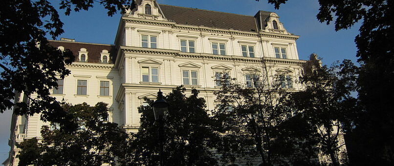 Gebäude des Instituts für Soziologie, Universität Wien, Rooseveltplatz 2, 1090 Wien