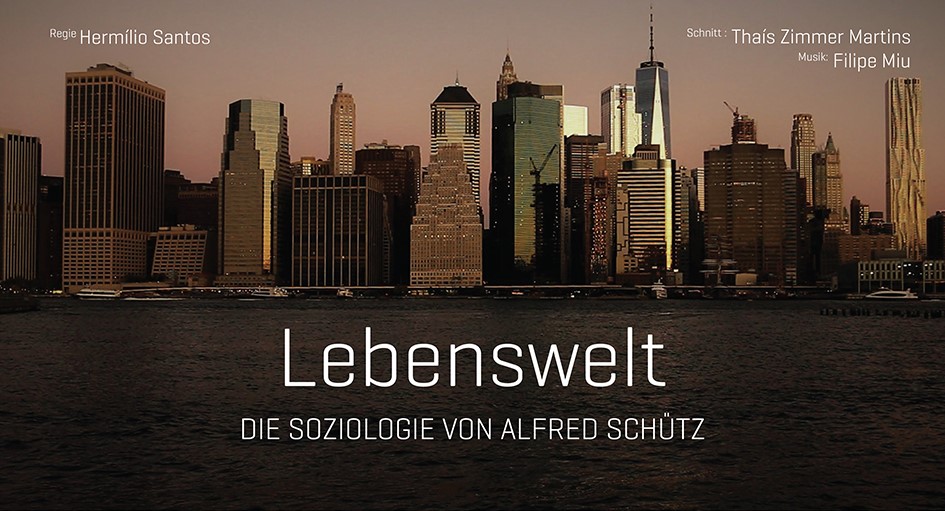 Einladung zur Filmvorführung Ein Foto von einer Skyline und der Titel des Films